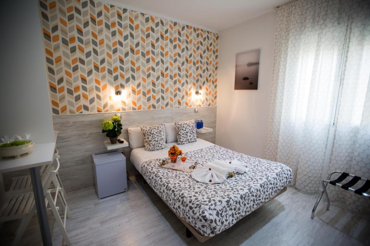 Bloom Inn Мадрид Экстерьер фото