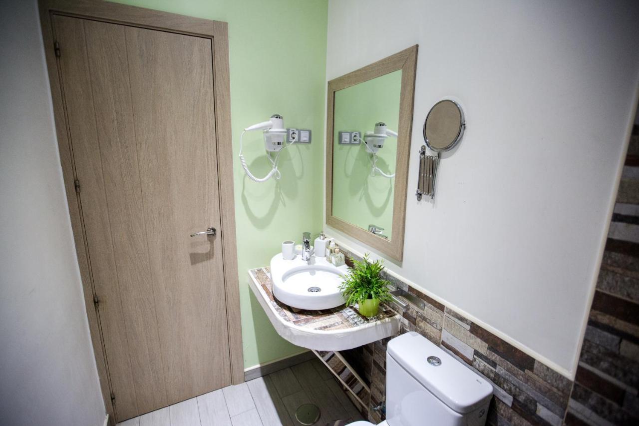 Bloom Inn Мадрид Экстерьер фото